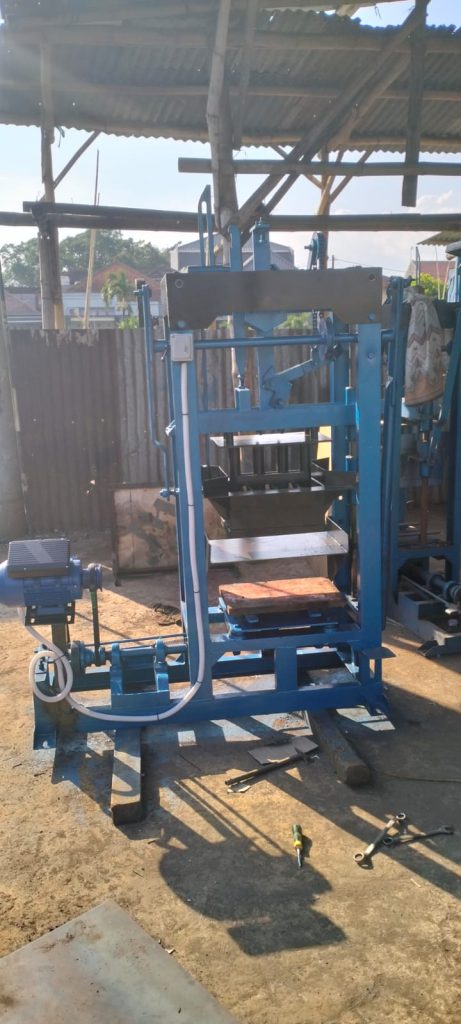 mesin paving block, mesin paving block manual, mesin paving block otomatis, mesin paving block bekas, mesin paving block hidrolik, mesin paving block murah, mesin paving block hidrolik murah, mesin paving block press hidrolik, mesin paving block semi otomatis, mesin paving block medan, mesin paving block harga, mesin paving block heavy duty, mesin paving block surabaya, mesin paving block di surabaya, mesin paving block sb 306, mesin paving block jakarta, mesin paving block malang, mesin paving block di jakarta,