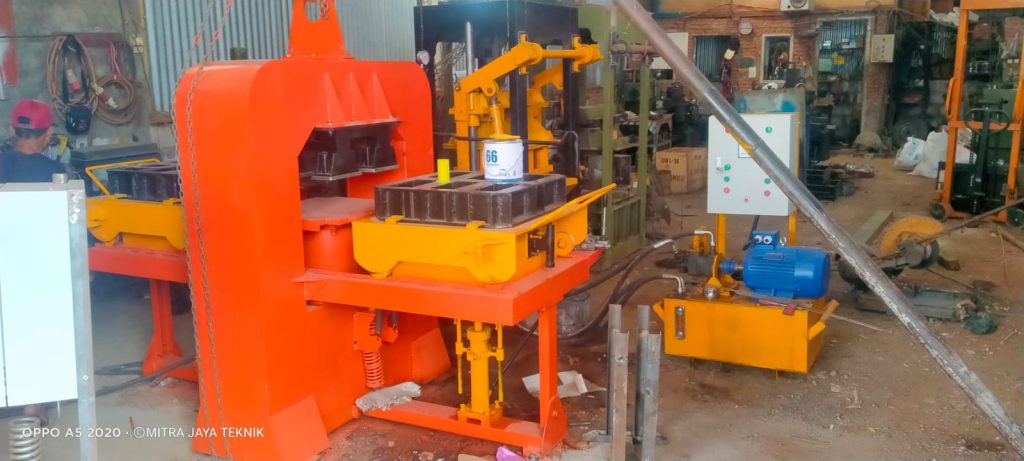 mesin paving block video, jual mesin paving block bekas, mesin cetak paving block bekas, jual mesin cetak paving block bekas, mesin buat paving block, harga mesin cetak paving block bekas, cara buat mesin paving block, mesin press batako dan paving block sistem hidrolik, mesin cetak paving block otomatis, mesin cetak paving block, mesin paving block, mesin paving block manual, mesin paving block otomatis, mesin paving block bekas, mesin paving block hidrolik, mesin paving block murah, mesin paving block hidrolik murah, mesin paving block press hidrolik, mesin paving block semi otomatis,