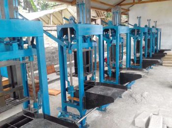 jual mesin paving block surabaya, jual mesin paving block, jual mesin paving block hidrolik, harga mesin paving block, harga mesin paving block press hidrolik, harga mesin paving block semi otomatis, jual mesin press batako dan paving block, jual mesin cetak paving block, harga mesin paving block hidrolik, harga mesin cetak paving block hidrolik, harga mesin paving block manual, harga mesin paving block murah, harga mesin paving multi block, harga mesin paving block otomatis, harga mesin cetak paving block otomatis, jual mesin press paving block, harga mesin paving block surabaya, tempat jual mesin paving block,